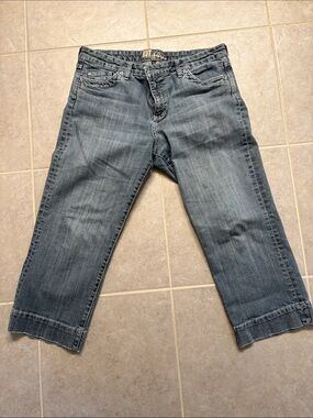 Kut from the Kloth Jean capris size 14